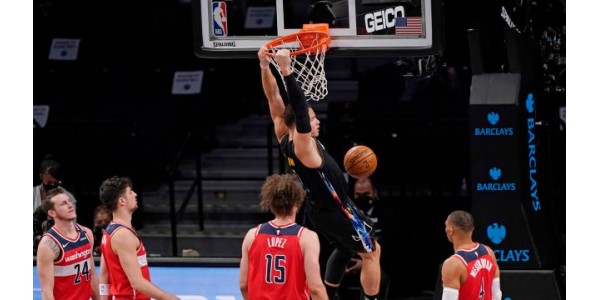 Blake Griffin vuelve a clavar en el juego de los Brooklyn Nets